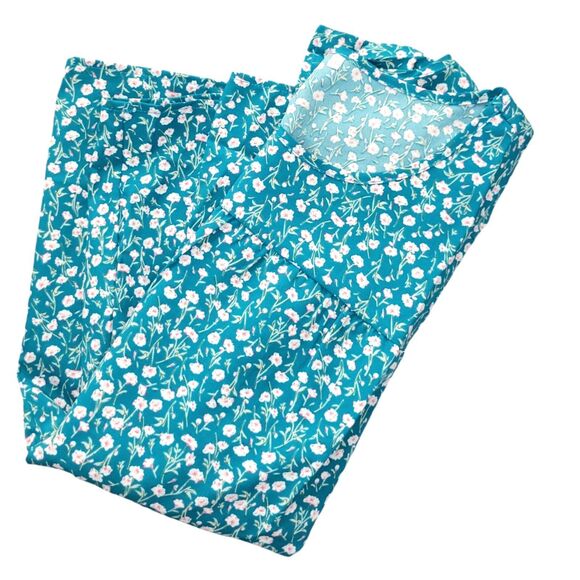 Womens Plus size 1X and 2X Teal/Pink Ditsy Floral Round Neck Short Sleeve Blouse - Picture 9 of 12